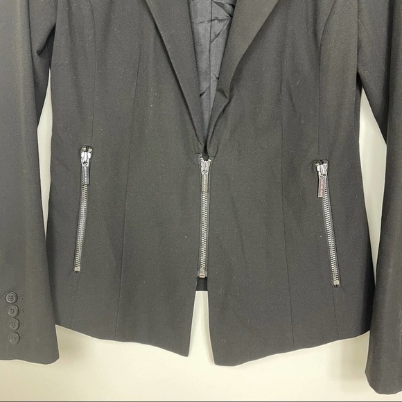 Michael Michael Kors Black Asymmetric Hem Zipper Blazer Size 6 - Picture 3 of 12